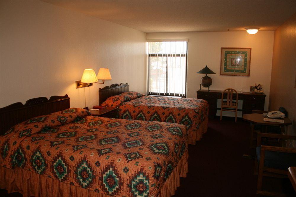 Antelope Hills Inn เพรสค็อท ภายนอก รูปภาพ